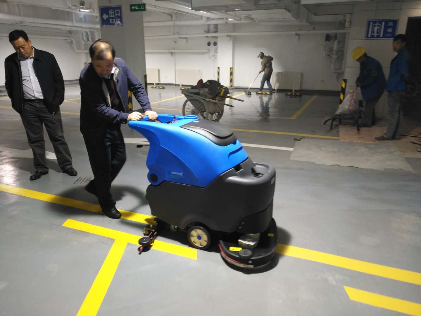 全自動洗地機(jī)使用過程中的五大禁忌，你知道嗎
